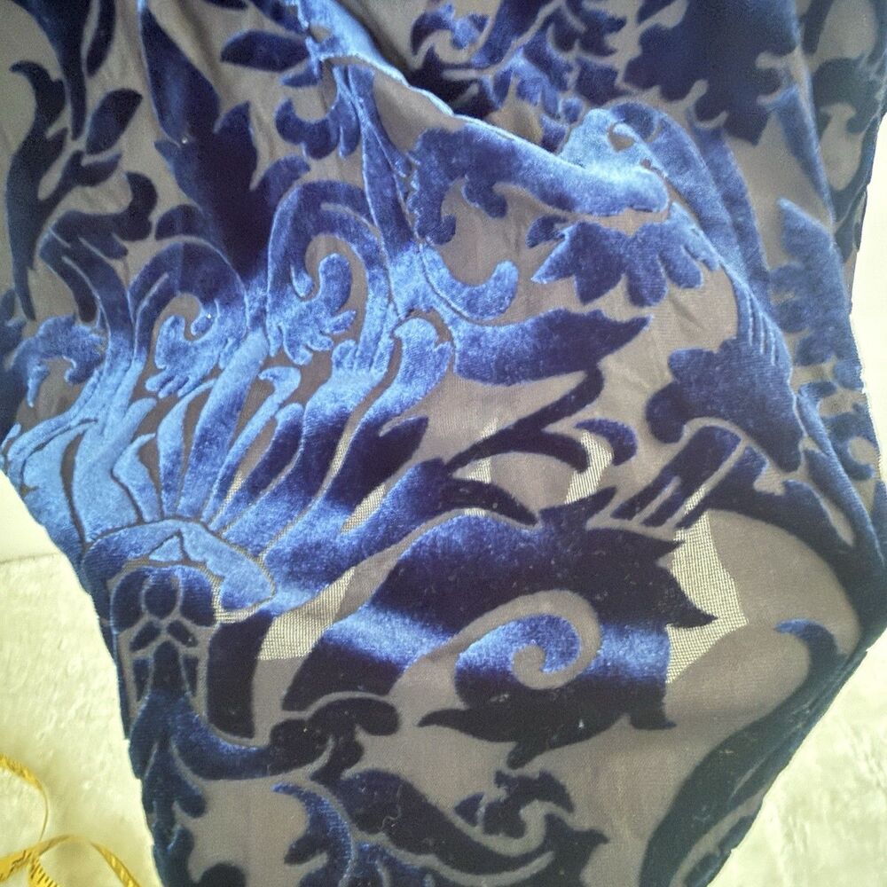Karen Kane Top Women’s 2X Blue Velvet Burnout Plus Paisley Floral 3/4 Sleeve - Picture 7 of 9